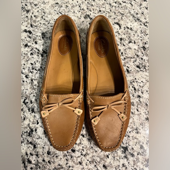 clarks hudson bay mocs